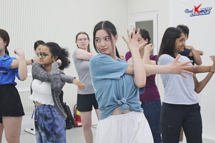 K-Pop Dance Experience Seouls bästa CNN och BBC
