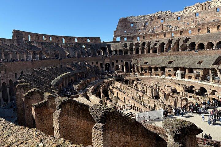 Bilhete para Coliseu Palatina e Fórum Romano com Guia Áudio