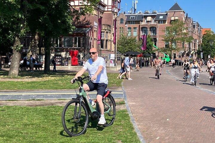 E-cykeltur, Amsterdams höjdpunkter och dolda pärlor