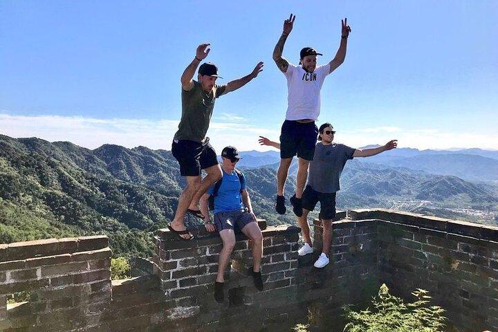 Mutianyu Great Wall + Summer Palace Day Tour com Guia e Bilhetes