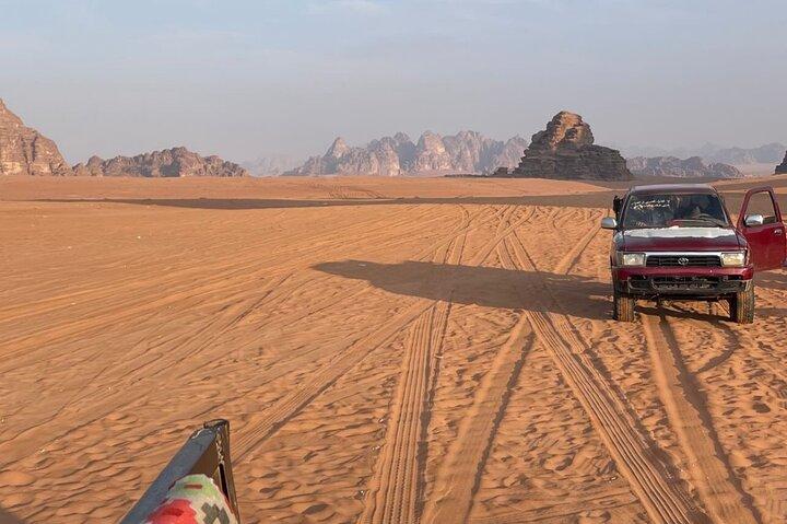 Experimente los mejores destinos de Jordania con conductor privado