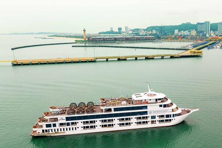 Fullday Explore Halong Bay