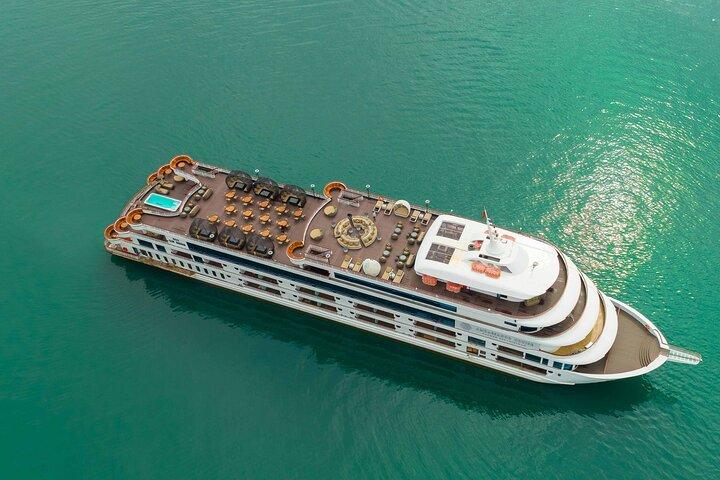 Fullday Explore Halong Bay