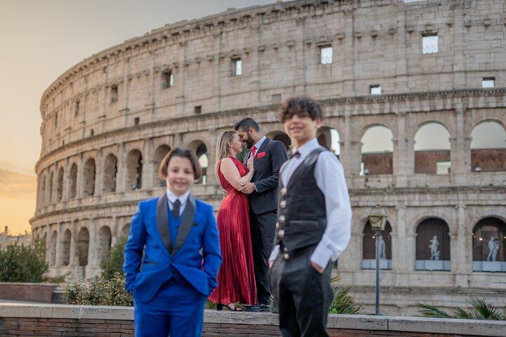 Personalized Photoshoot Outside the Colosseum