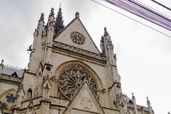 Tour privado de 3 días a Quito
