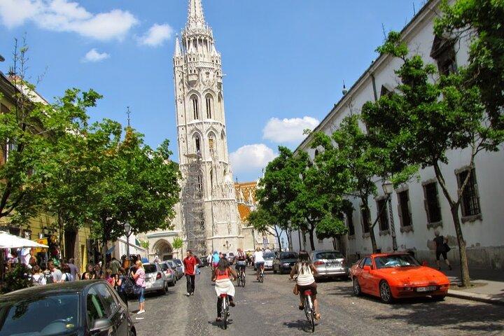 Budapest & Buda Slot E-cykel tur med en lokal guide