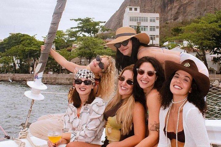 Private Sail Catamaran Tour in Rio de Janeiro