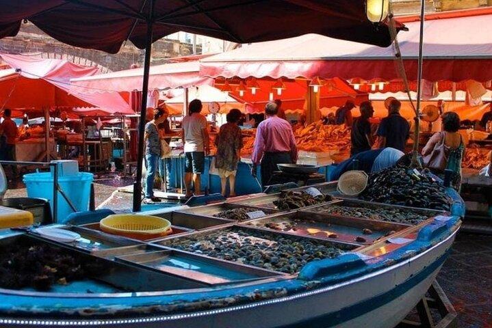 "Walking Through Catania : Streets, Insights & Delicious Bites"