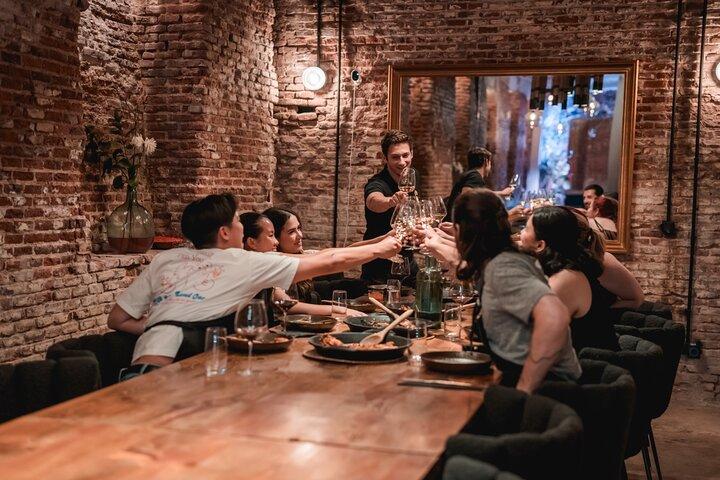 マドリードでパエリア料理教室と飲み放題のワインペアリング