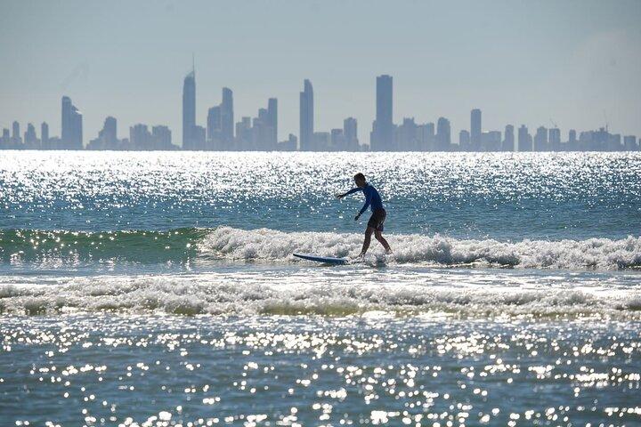 Aprenda a surfar em Coolangatta na Gold Coast
