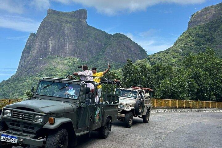 Jeeptur till Tijucaskogen i Rio de Janeiro