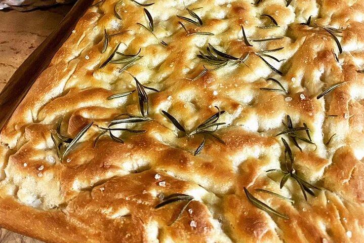 Dégustation d'huile d'olive et cours de Focaccia dans la campagne de Pérouse
