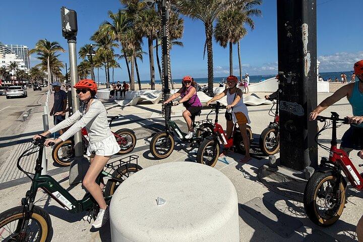 90 min Electric Bike Tour of Fort Lauderdale 9.30am (min 2)