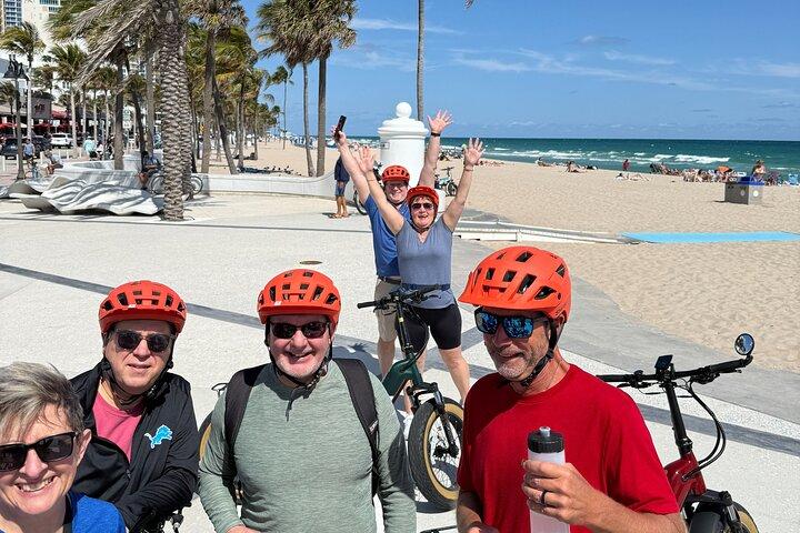90 min Electric Bike Tour of Fort Lauderdale 9.30am (min 2)