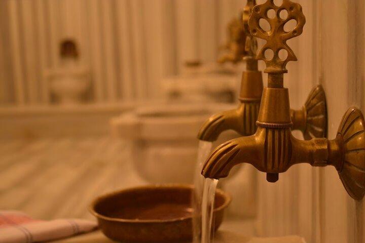 Historical Bath & Traditional Dinner