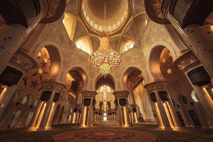 BAPS Hindu Mandir & Grand Mosque Visit with Abu Dhabi Sightseeing