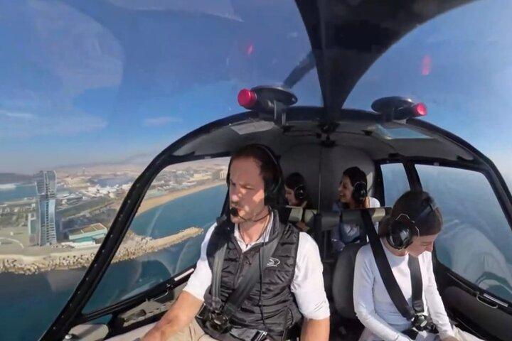 Barcelona Officiell helikoptertur med ljud ombord