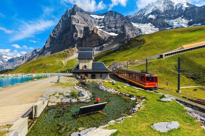 Privétour van Zürich naar de top van Europa Jungfraujoch en Bern
