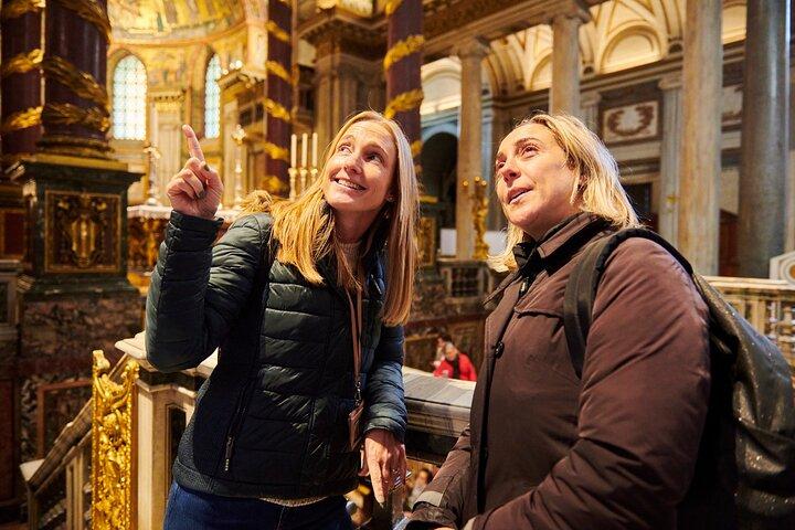 Roma : 4 Grandes Basílicas Tour Privado con conductor a disposición