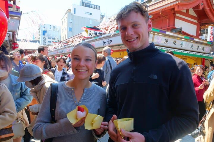 Tokyo: Asakusa Food and Culture Tour with Lunch