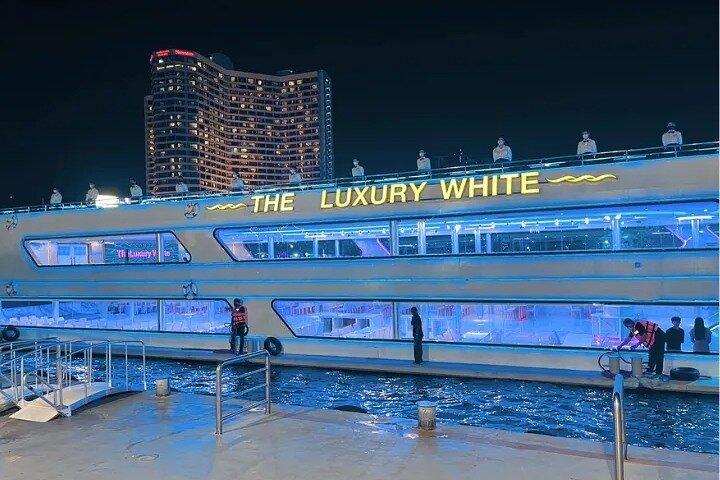 Luxe White Dinner Cruise op de Chao Phraya rivier