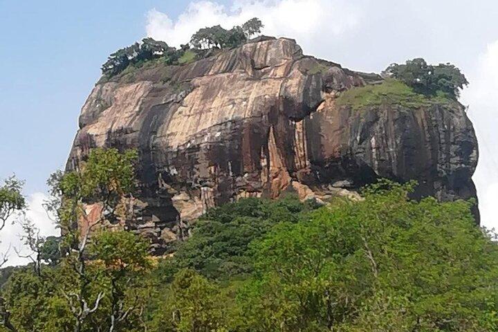 Privé Sigiriya Tour van Kandy naar Dambulla & terug naar Kandy