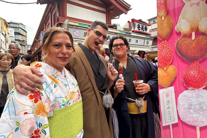 Tokyo: Asakusa Food and Culture Tour with Lunch