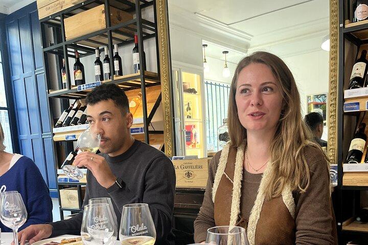 Taller de cata de vinos de Burdeos con maridaje