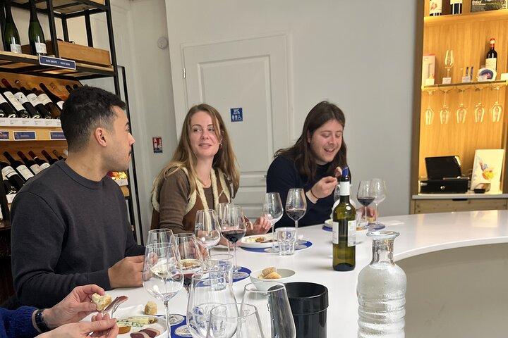 Taller de cata de vinos de Burdeos con maridaje