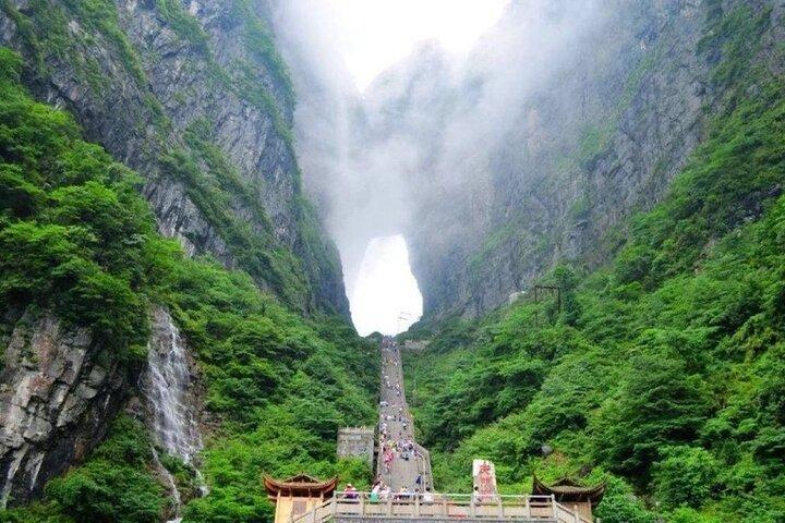 6 Day Private Tour: Guilin Fenghuang Zhangjiajie Nature Heritage