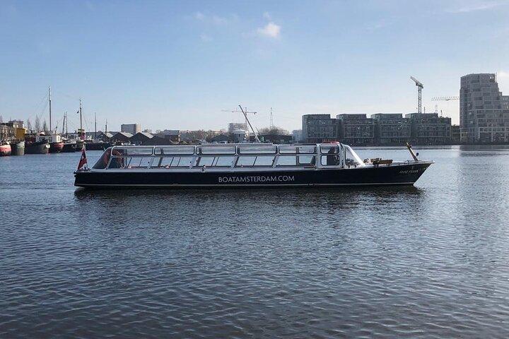Amsterdam Classic Canal Cruise med levende guide og to drinks