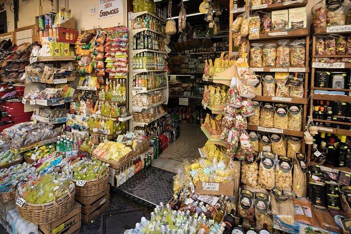 Sorrento Food & Walking Tour: Citrus Groves, Street Food & Spritz