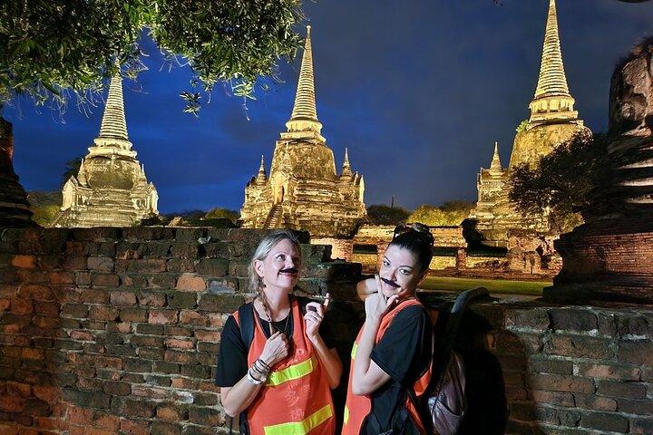 Excursão de bicicleta de meio dia a Ayutthaya por do sol