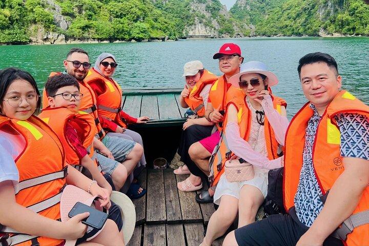 Fra Hanoi : 2D1N Ha Long & Lan Ha Bay Luxury Cruise med balkon