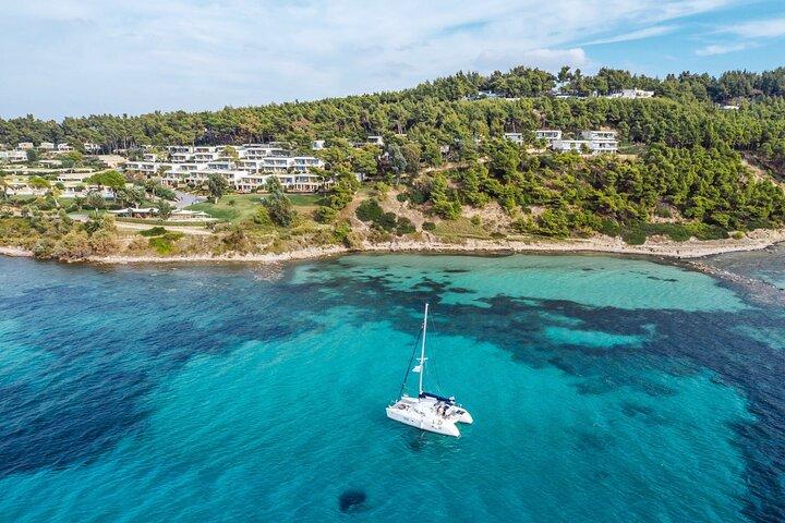 Privat halvdagskrydstogt på en katamaran på Mallorca
