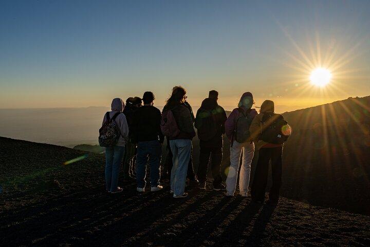 Fantastisk Etna Sunset Tour med afhentning og afhentning fra Catania