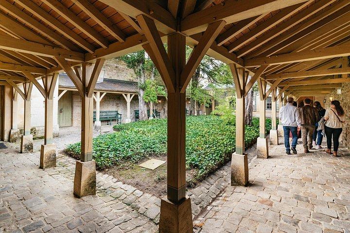 ヴェルサイユ宮殿フルツアー：宮殿、庭園＆マリー・アントワネットのエステート