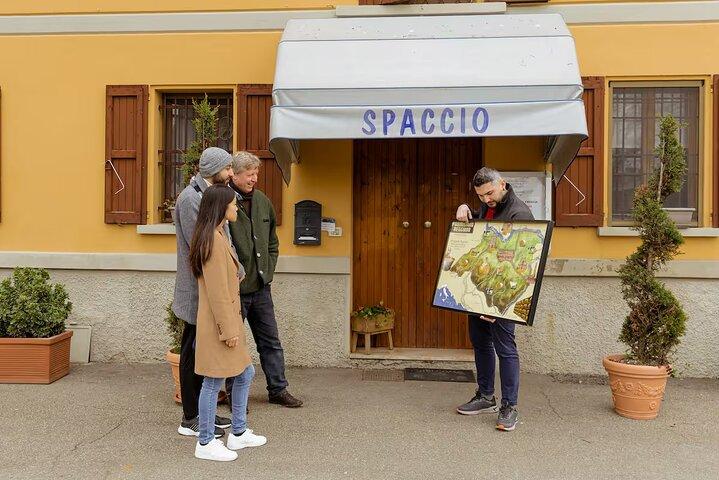 Small Group Reggio Half-Day Food & Wine Tour with Local Producers
