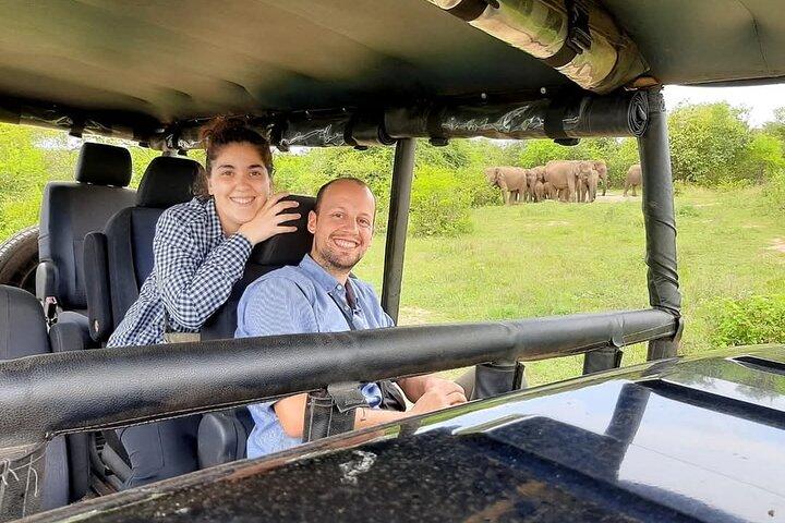 Udawalawe Safari & Elephants Barnhemstur från Hambantota hamn