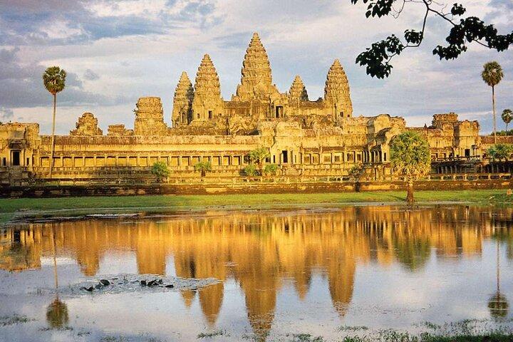 Tour di Angkor Thom Ta Prohm e del tramonto ad Angkor Wat