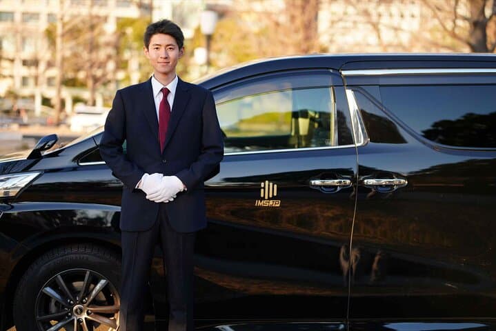 Tokyo to/from Haneda (HND): Private Van Transfer (One-Way)