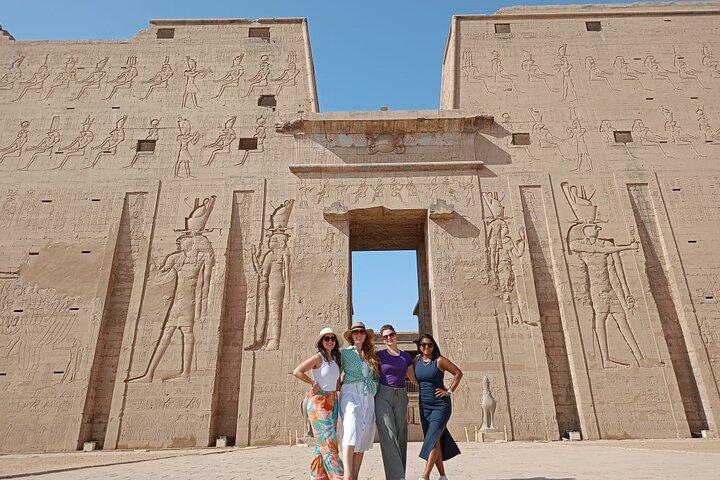 Transfer van Aswan naar Luxor met Kom Ombo & Edfu Bezoeken