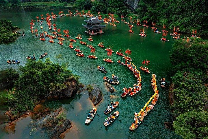 ハノイ発ホーチミン行きベトナム乗り合いツアー14日間