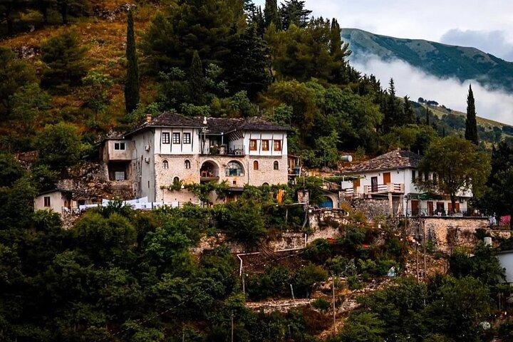 Gjirokastra, Blue Eye & Lekursi Castle Experience