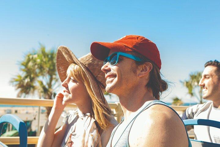 LAコンボ：セレブホーム＆ライフスタイルツアーと乗り降り自由のバス