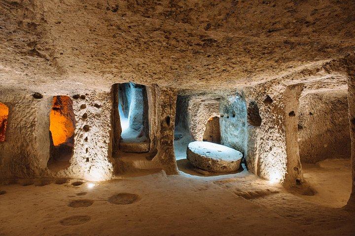 5-Day Pamukkale, Ephesus and Cappadocia Tour with Flights