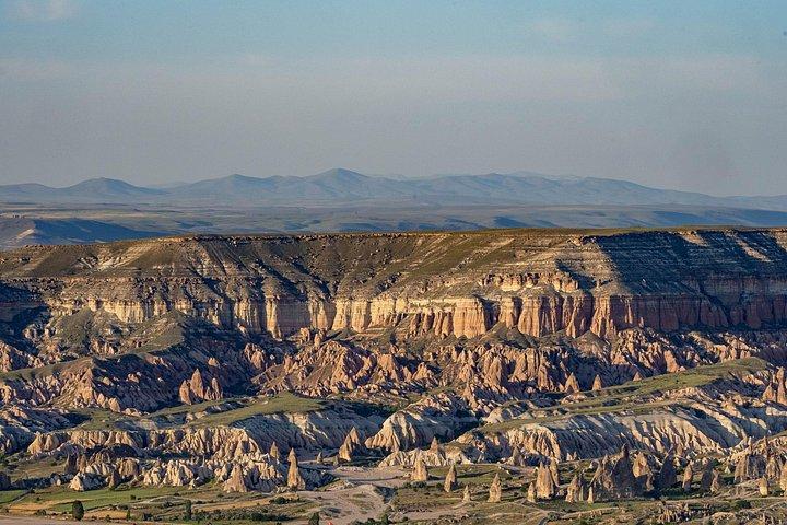 6 Days Turkey Tour: Istanbul, Pamukkale, Ephesus and Cappadocia