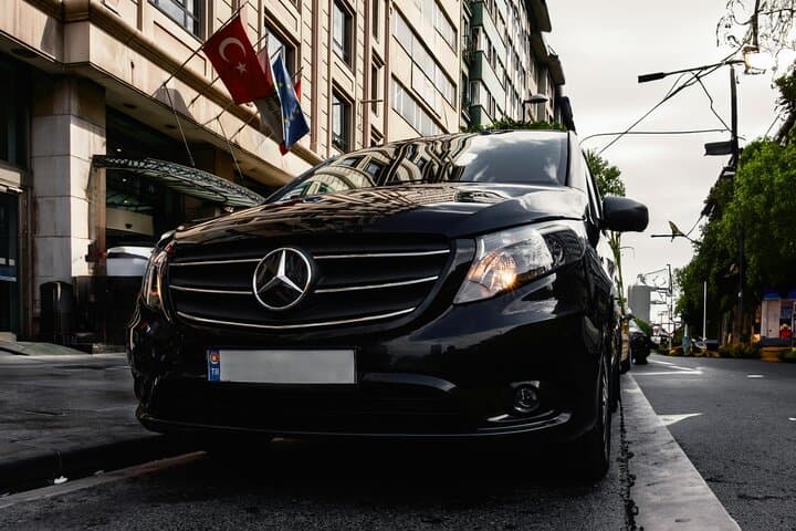 Private Transfer from IST Airport to Fatih, Taksim, or Besiktas