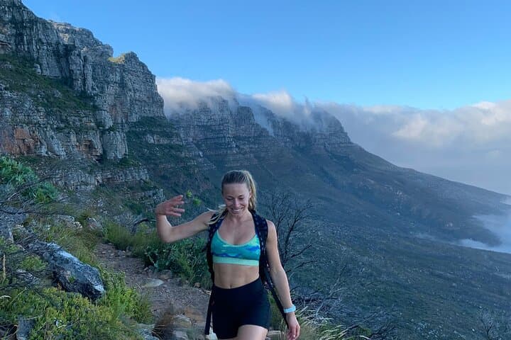 Cape Town: Table Mountain Hiking Tour With Pro Guide