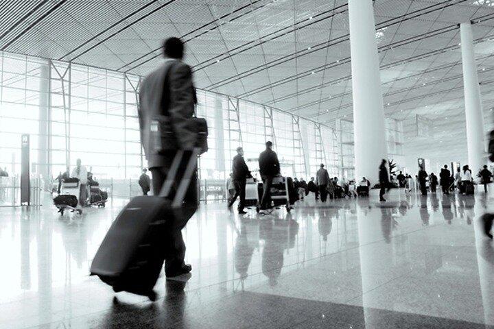 バッファロー国際空港、空港（BUF）からナイアガラフォールズカナダへの専用送迎